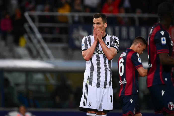 Media: Niepewna przyszłość Arkadiusza Milika. Juventus może go oddać za innego piłkarza