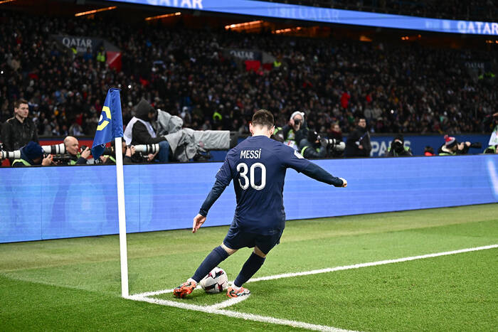 Media: Leo Messi zareagował na zawieszenie w PSG. Wymowne zachowanie Argentyńczyka