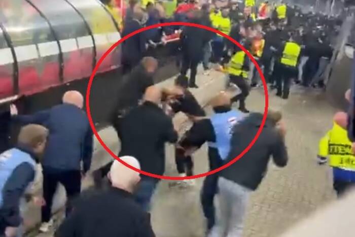 Piłkarze West Hamu pobili się z kibicami. Stanęli w obronie rodzin, szokujące sceny w Holandii [WIDEO]