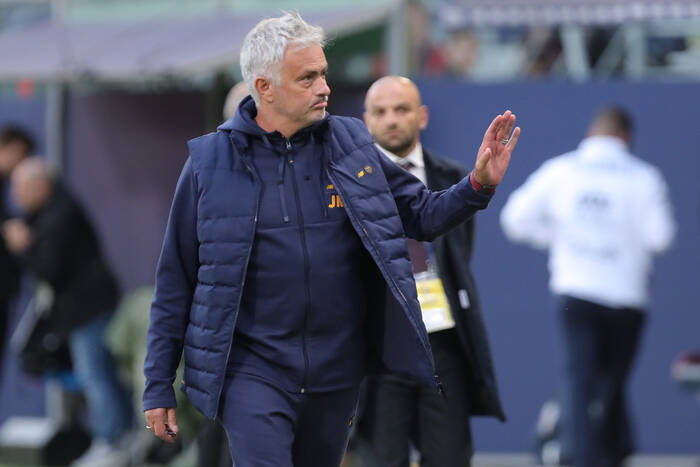 Jose Mourinho wbił szpilkę Tottenhamowi. "Roma tego nie zrobiła"