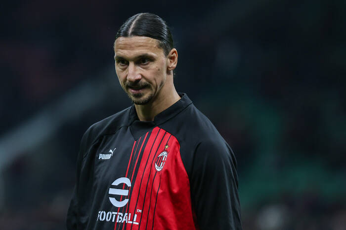 Zlatan Ibrahimović zakończył karierę! Legendarny napastnik podjął ostateczną decyzję