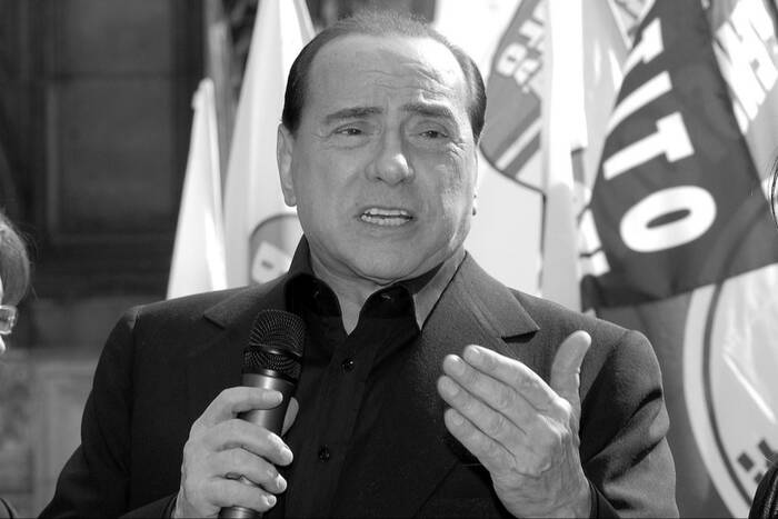 5 największych piłkarskich odpałów Silvio Berlusconiego. Niepodrabialny, ekstrawagancki, szokujący