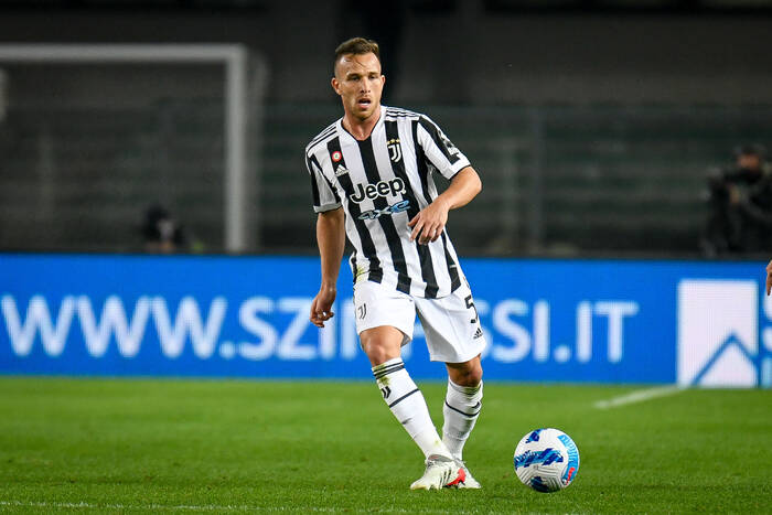 Transferowy niewypał odchodzi z Juventusu. Znalazł nowy klub, "Stara Dama" wciąż będzie mu płacić