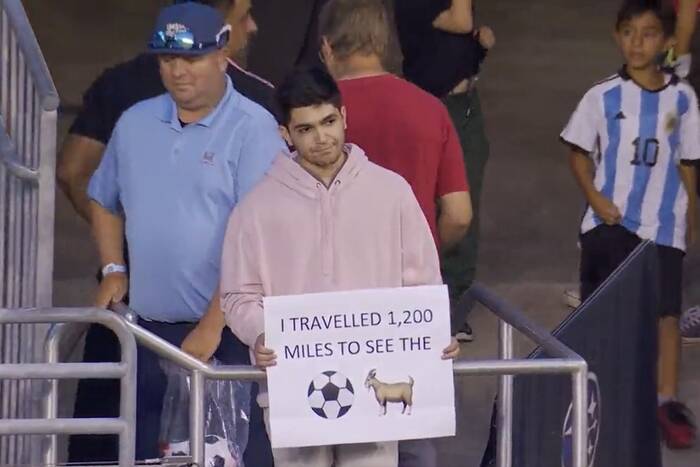 Kibic przejechał 2000 km, by zobaczyć Leo Messiego. Po przybyciu na stadion spotkało go rozczarowanie [WIDEO]
