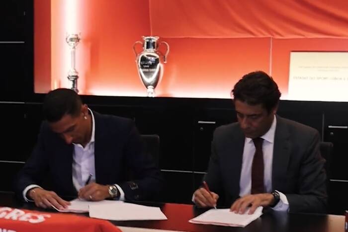 Angel Di Maria oficjalnie zmienia klub. Piękna reakcja kibiców [WIDEO]