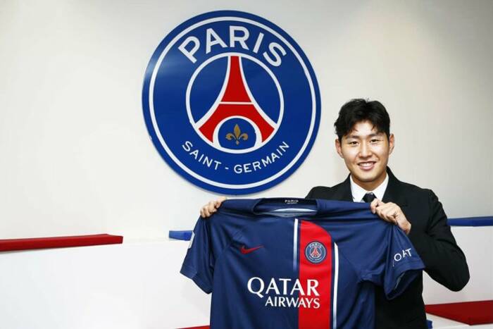 PSG potwierdziło kolejny transfer. Wszechstronny zawodnik zawitał na Parc des Princes