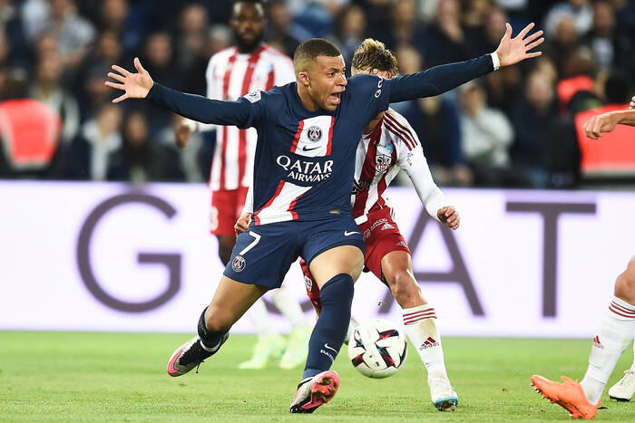 Jasna taktyka Realu Madryt na transfer Kyliana Mbappe. Specjalny pośrednik do rozmów z PSG
