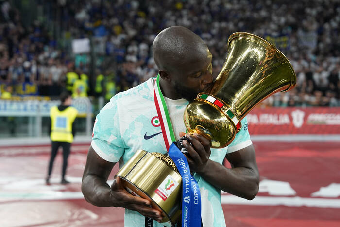 Romelu Lukaku powiedział "tak" nowemu klubowi. Coraz bliżej szokującego transferu napastnika Chelsea