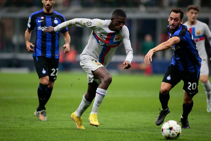 Barcelona chciała storpedować transfer Dembele do PSG. Katalończycy woleli sprzedać go do innego klubu
