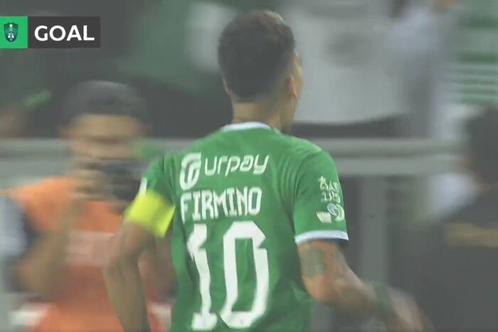 Wymarzony debiut Roberto Firmino. Hat-trick Brazylijczyka dał pewny triumf Al-Ahli [WIDEO]
