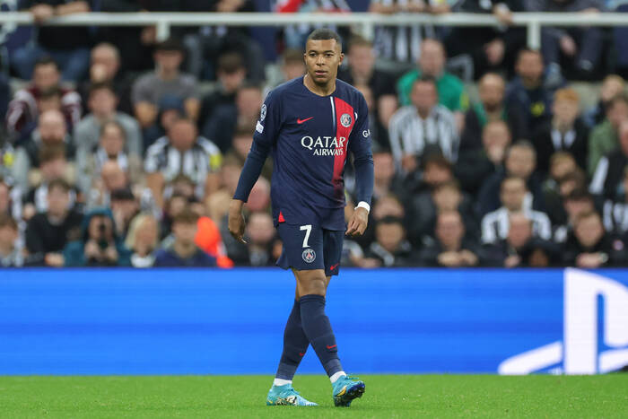Zaskakujący plan PSG ws. Kyliana Mbappe. Francuzi doszli do ściany. "Nie da się mu zapłacić więcej"