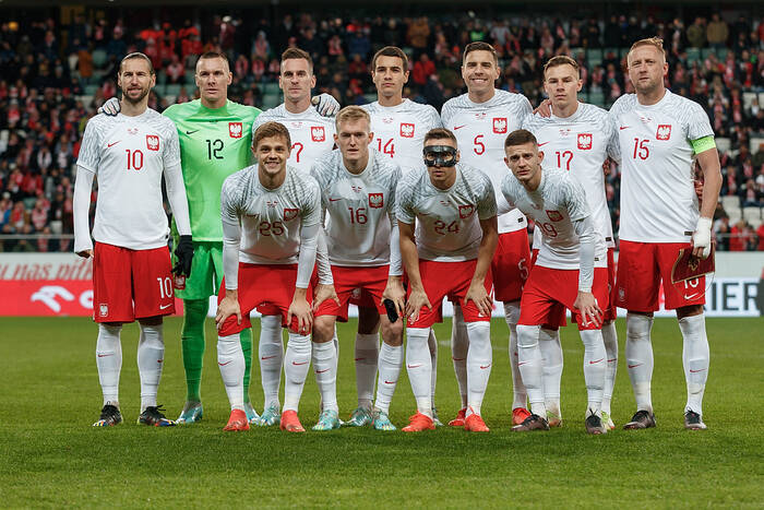 Reprezentant Polski został bez trenera. Media podały nazwiska kandydatów do pracy klubie