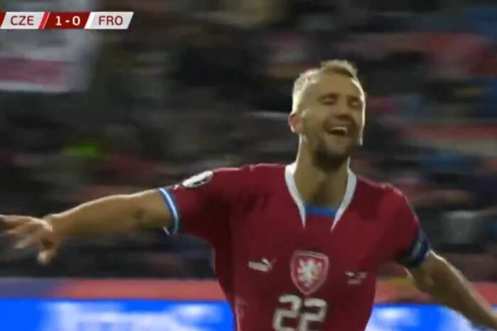 Blisko sensacji w polskiej grupie, Czesi męczyli się z Wyspami Owczymi! Uratował ich gol z karnego [WIDEO]