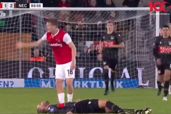 Dramatyczne sceny w meczu Eredivisie! Piłkarz stracił przytomność, konieczna była reanimacja! [WIDEO]