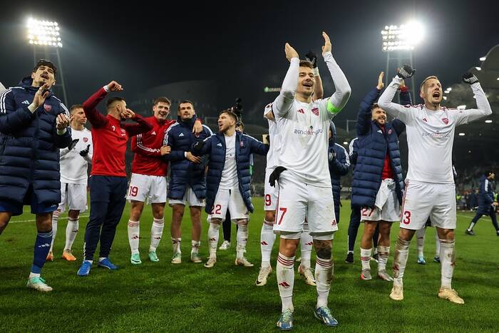 Polska powiększa przewagę w rankingu UEFA. Znakomite wieści po zwycięstwie Rakowa Częstochowa
