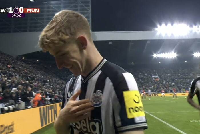 Manchester United bezradny w starciu z Newcastle! Bolesna lekcja od zespołu Howe'a Manchester United bezradny w starciu z Newcastle! Bolesna lekcja od zespołu Howe'a