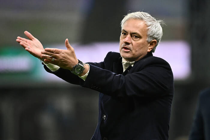 Nie będzie głośnego transferu AS Romy. Jose Mourinho może czuć się rozczarowany