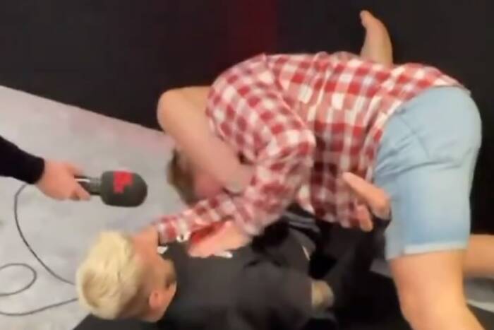 Kuriozalna sytuacja z udziałem zawodnika UFC. Poddał duszeniem... producenta radiowego [WIDEO]