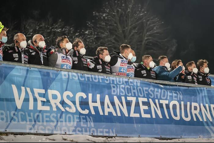 Katastrofa Turnieju Czterech Skoczni. Tak źle nie było od ponad 30 lat. FIS zbiera żniwo własnych błędów