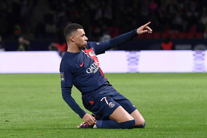 Otoczenie Kyliana Mbappe przemówiło. Jest komunikat ws. przyszłości gwiazdora PSG