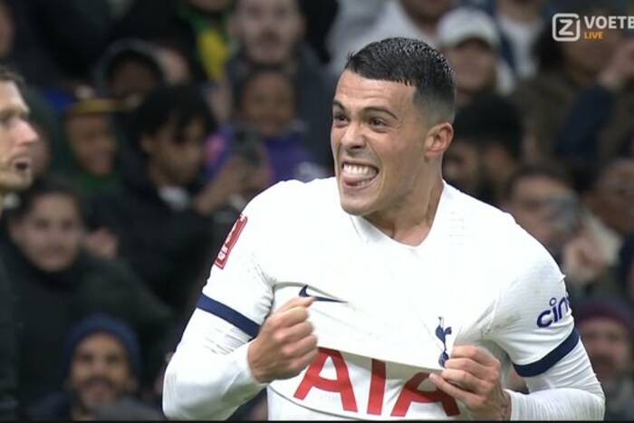 Obłędny gol na wagę awansu! Idealne uderzenie piłkarza Tottenhamu [WIDEO]