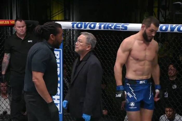 Walka na gali UFC zakończona po... 11 sekundach. Sędzia nie miał innej możliwości [WIDEO]