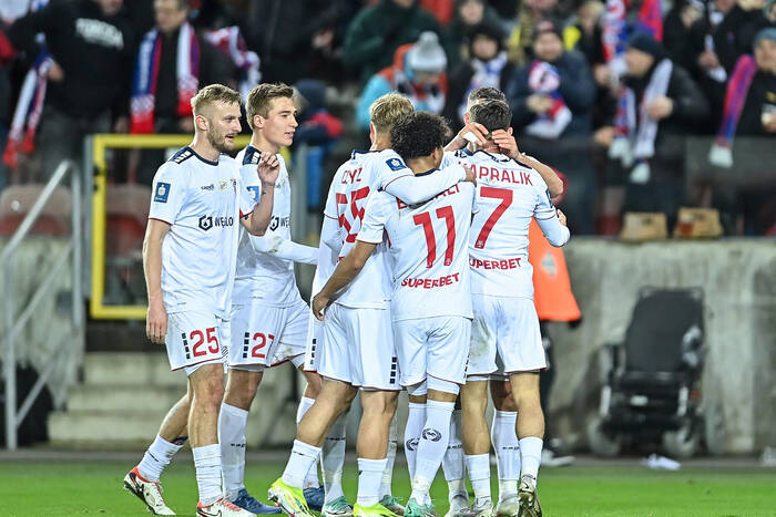Górnik Zabrze przekazał przełomowe informacje. Publicznie złożył obietnicę swoim piłkarzom Górnik Zabrze przekazał przełomowe informacje. Publicznie złożył obietnicę swoim piłkarzom