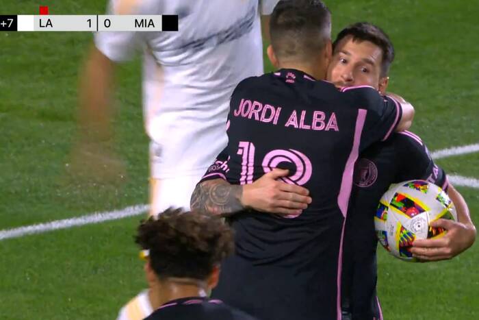 Legendy FC Barcelony błysnęły w MLS! Cudowna akcja Leo Messiego i Jordiego Alby uratowała Inter Miami [WIDEO]