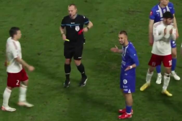 Polski piłkarz wyleciał z boiska w minutę. Popełnił dwa błędy, sędzia nie miał wątpliwości [WIDEO]