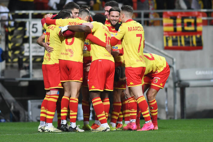 Jagiellonia nowym liderem Ekstraklasy! Śląsk przyjął trzy ciosy w meczu na szczycie [WIDEO]