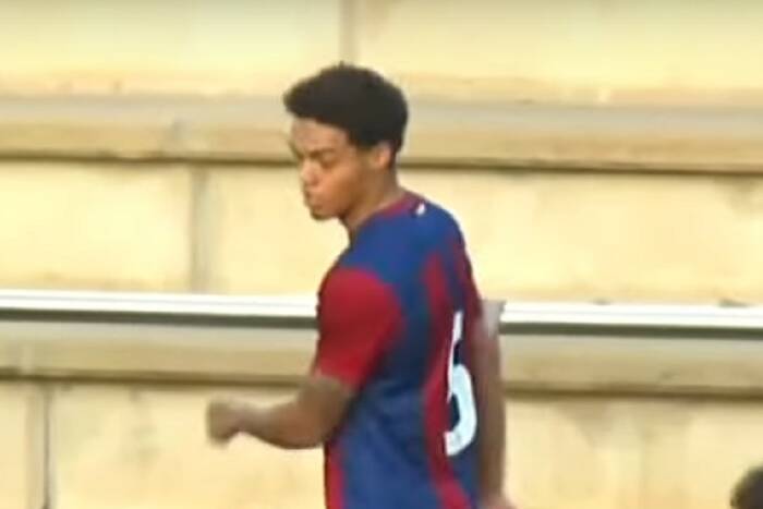 Syn Ronaldinho poza meczową kadrą Barcelony U19. Szokujący powód