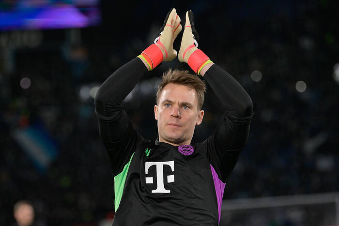 Przełomowa decyzja Bayernu! Następca Neuera w roli głównej
