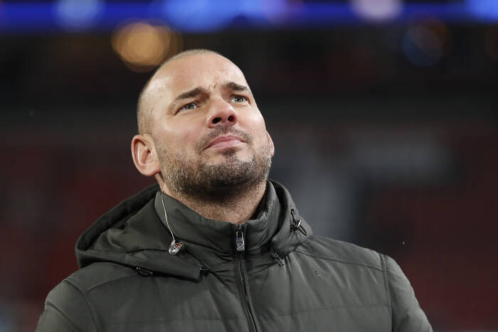 "Jest niegodny Realu!". Sneijder batoży znanego piłkarza