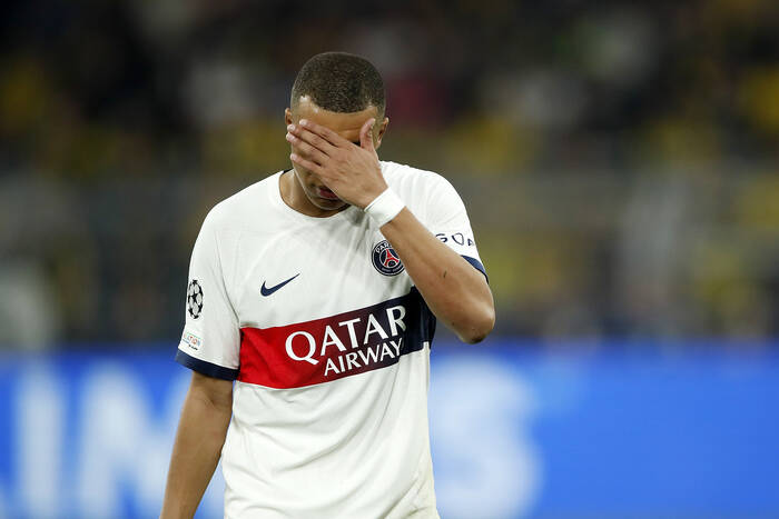 PSG odjechało ze stadionu bez Mbappe. Oto powód