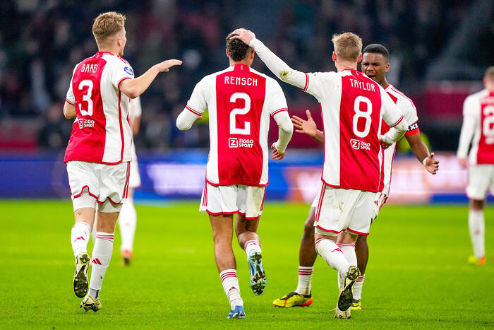 Ajax wybierze nowego szkoleniowca. Tylko dwóch kandydatów