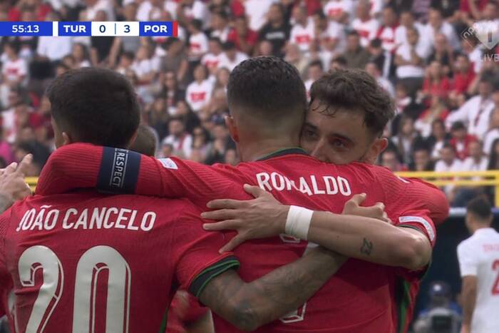 Portugalia zmiotła Turcję! Kapitalny występ Ronaldo i spółki [WIDEO]