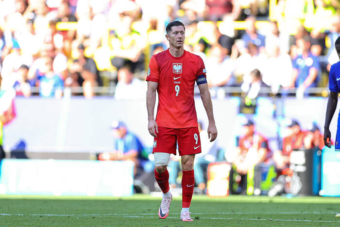 "Gdybym był na jego miejscu, dałbym sobie spokój". Były reprezentant ostro o Lewandowskim