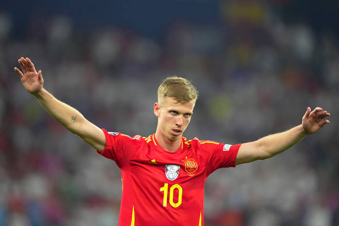 Dani Olmo oficjalnie w FC Barcelonie! Oto szczegóły