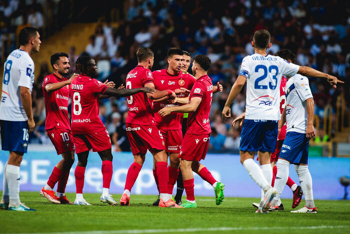 Piękny gol,  czerwona kartka i duże emocje na koniec kolejki. Widzew uciekł spod topora [WIDEO]