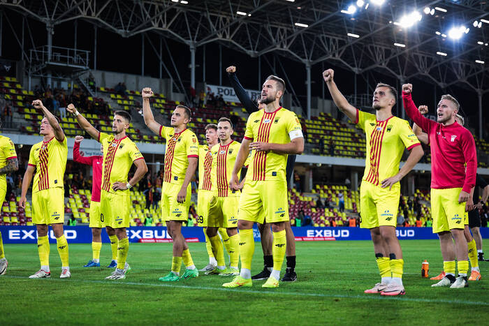 Korona Kielce - Stal Mielec gdzie oglądać? Stream online i transmisja na żywo w TV z PP (25.09.2024)