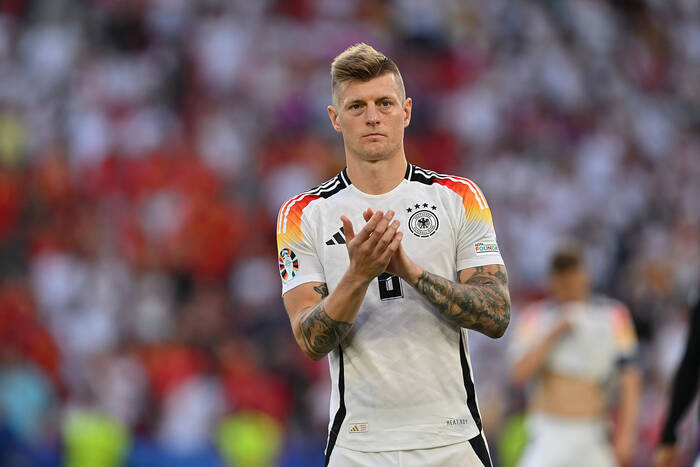 "Czy mogę nazwać się mistrzem Europy?". Kroos reaguje na raport UEFA