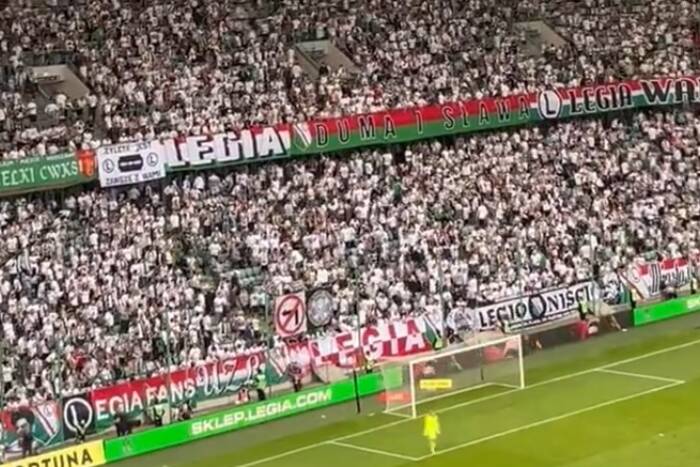 Legia wygwizdana przez kibiców! Wystarczyło 45 minut [WIDEO]