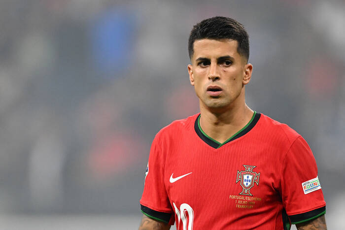 Cancelo zmienia klub! "Here we go"