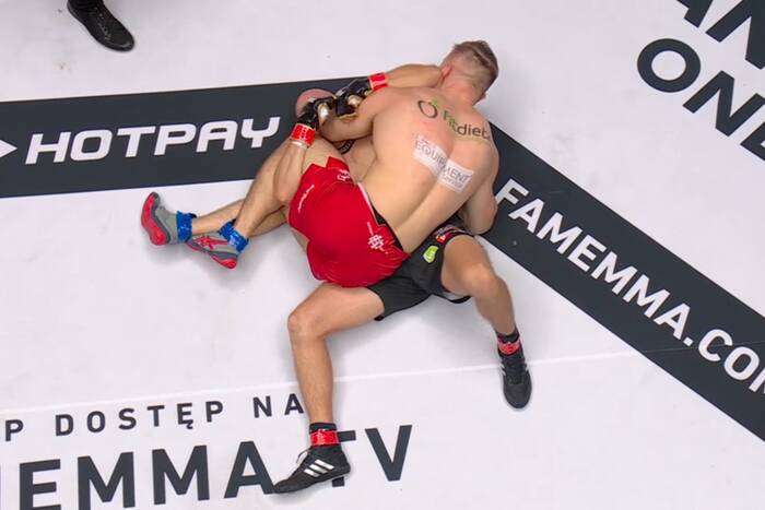 Udany rewanż "Ferrariego" w Fame MMA! Robił, co chciał [WIDEO]