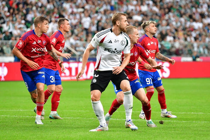 Raków podbił Łazienkowską! Legia biła głową w mur [WIDEO]