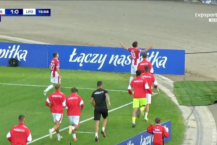 Stadiony świata! Drugoligowiec zaskoczył Lecha [WIDEO]