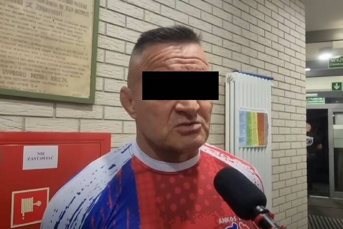 Jest podejrzany o zabójstwo, klub stanął w jego obronie. "Został wplątany"