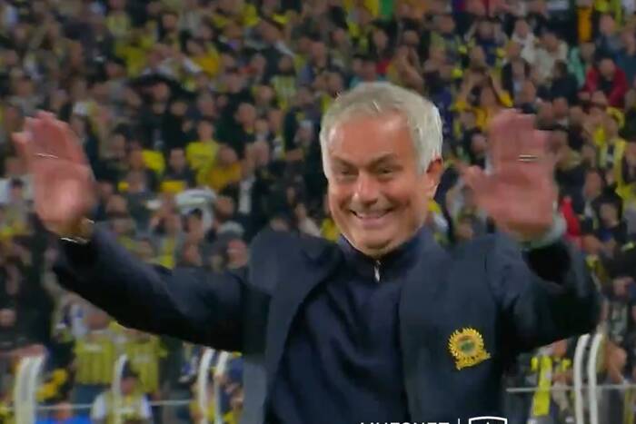 Mourinho zadrwił z gracza United. Rozbrajająca reakcja [WIDEO]