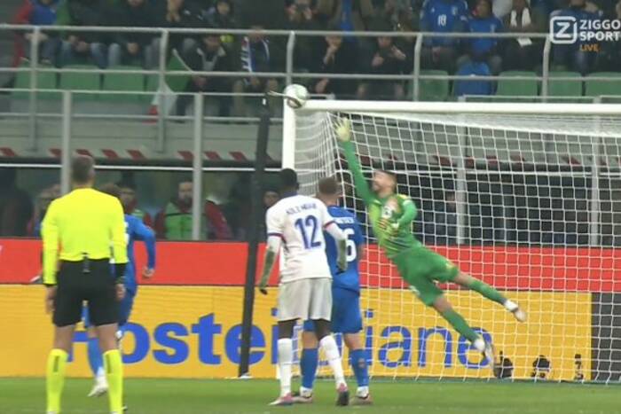 Francja zdobyła San Siro! Niezwykły gol samobójczy [WIDEO]