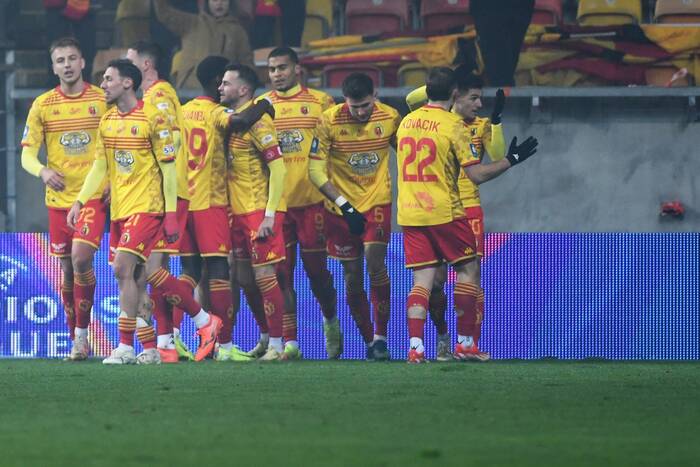 Mlada Bolesław - Jagiellonia Białystok: typy i kursy (12.12.2024)